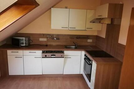 kleine 3 Raum Wohnung mit Einbauküche in Reinsdorf