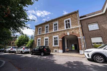 Haus zum Kaufen in Mausbach 300.000,00 € 198 m²