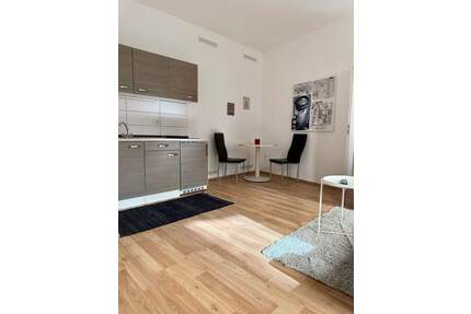 +++ GEMÜTLICH UND ZENTRAL - SCHÖNE MÖBLIERTE WOHNUNG IN FÜRTH +++