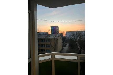 Helle zentrale 2 Zimmer-Wohnung - Magdeburg