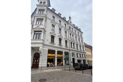 mit Bäcker im Haus - kleine preiswerte 1 Raumwohnung in wundervollem Gründerzeithaus in Freiberg