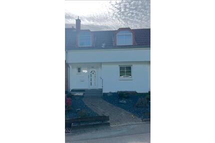 Haus von Privat - 480.000,00&nbsp;EUR Kaufpreis, ca.&nbsp; 124,00&nbsp;m&sup2; in Dormagen (PLZ: 41539)