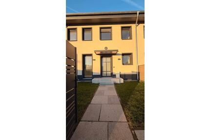 Exklusive moderne Reihenhäuser zur Miete – Erstbezug in Wusterwit - Wusterwitz