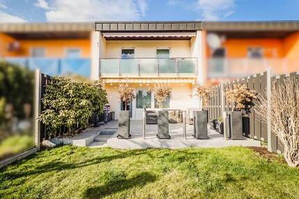 Ihr neues Zuhause! Modernisiertes Familiendomizil mit Südgarten - bestens ausgestattet! - Regenstauf