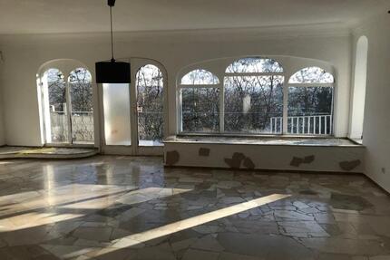 2 Zimmer-Küche-Bad plus Wintergarten, Balkon und Garage - Spiesen-Elversberg