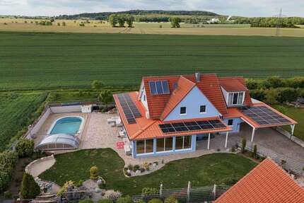 Haus zum Kaufen in Steinsfeld 875.000,00 € 230 m²