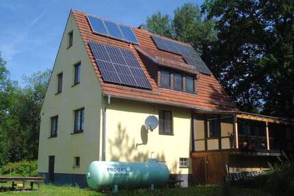 Haus zum Kaufen in Staufenberg 369.000,00 € 195 m²