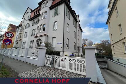 #tolle-1-Raum-Wohnung #allerbeste Lage #Balkon #Tageslichtbad #geräumige Küche #PKW-Stellplatz im Innenhof - Weimar