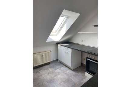 Wohnung zum Mieten in Chemnitz 270,00 € 45 m²