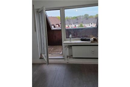 Ruhig und Hell: Frisch renovierte 2,5-Zimmer-Wohnung nahe U-Bahn - Essen Stadtbezirk V