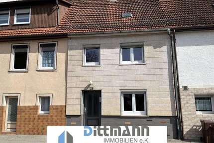 Haus zum Kaufen in Straßberg 77.000,00 € 52 m²