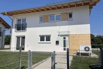 Haus zum Mieten in Schechen 2.600,00 € 188 m²