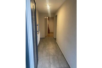 Haus in Frammersbach - 1.350,00&nbsp;EUR Kaltmiete, ca.&nbsp; 170,00&nbsp;m&sup2; in Frammersbach (PLZ: 97833)