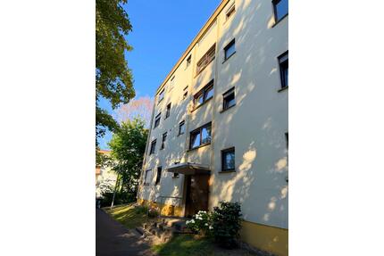 Gepflegte 2-Zimmer-Eigentumswohnung mit Balkon in St. Ingbert-Süd - Sankt Ingbert