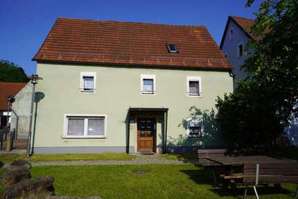 Haus zum Kaufen in Hirschbach Eschenfelden 210.000,00 € 160 m² - Hirschbach / Eschenfelden