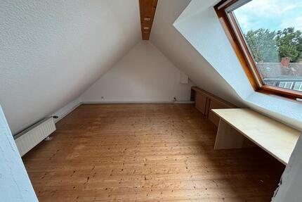 Dachgeschosswohnung - 750,00&nbsp;EUR Kaltmiete, ca.&nbsp; 55,00&nbsp;m&sup2; in Bremen (PLZ: 28197) Häfen