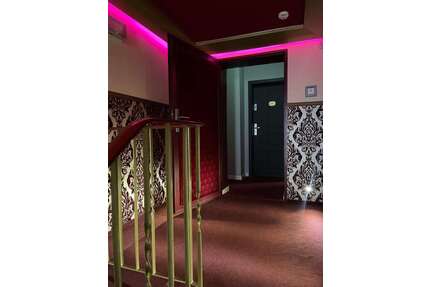 Haus zum Kaufen in Hamburg 2.200.000,00 € 484 m²