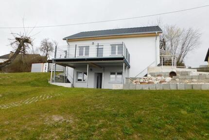 Kleines Einfamilienhaus - Neubau Erstbezug - Holzheim