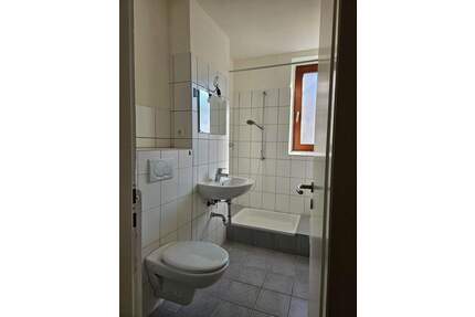 Erdgeschosswohnung mit Tageslichtbad in Hildesheimer Nordstadt!