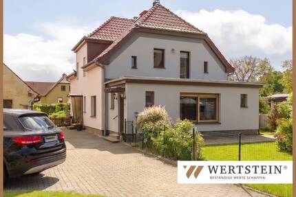 Einfamilienhaus in schöner Lage: Großer Garten, Kamin, Nebengebäude, Heizung Elektrik von 2016 - Großdubrau