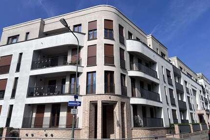 Wohnung zum Mieten in Frankfurt 1.600,00 € 90 m²