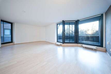 Wohnung zum Kaufen in Krefeld 235.000,00 € 85 m²