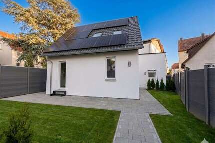 Haus zum Kaufen in Göppingen 710.000,00 € 82.62 m²