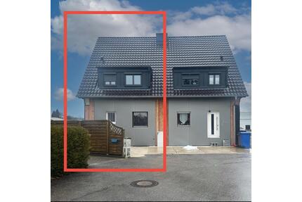 Renovierte Doppelhaushälfte mit kleinem Garten in Pocking