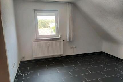 Dachgeschoss Wohnung - 950,00&nbsp;EUR Kaltmiete, ca.&nbsp; 60,00&nbsp;m&sup2; in Neckarsulm (PLZ: 74172)