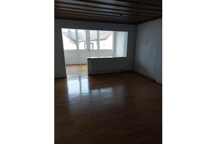 Vermiete Wohnung - 950,00&nbsp;EUR Kaltmiete, ca.&nbsp; 100,00&nbsp;m&sup2; in Forchheim (PLZ: 91301)