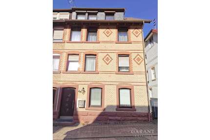 Haus zum Kaufen in Höfen an der Enz 220.000,00 € 168 m²