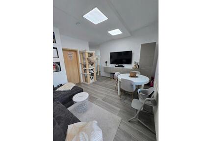 2,5-Zi.-DG-Wohnung mit Balkon, Stellplatz & Marquardt-Küche - Waiblingen
