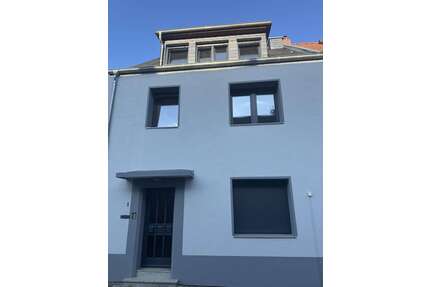 Haus zum Mieten in Koblenz 1.990,00 € 150 m²