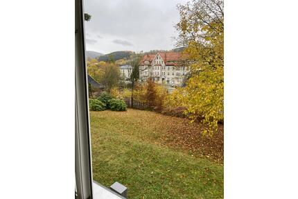 2-Raum-Wohnung EG ohne Treppe mit Blick auf Rathaus - Olbernhau