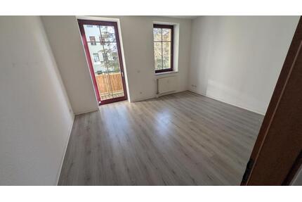 Helle 2-Zimmer Wohnung mit Balkon in der Neue Str. zur Miete - Magdeburg
