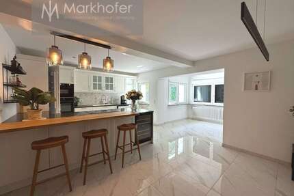 Haus zum Kaufen in Bexbach 586.000,00 € 350 m²