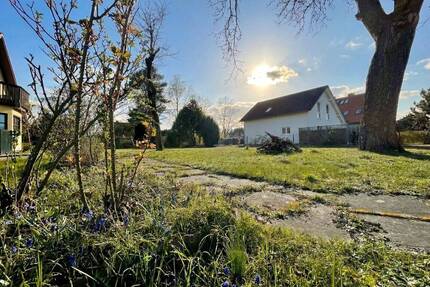 Grundstück in Berlin - 545.000,00&nbsp;EUR Kaufpreis, ca.&nbsp; 0,00&nbsp;m&sup2; in Berlin (PLZ: 12623) Mahlsdorf