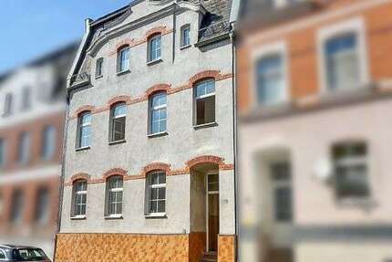 Haus zum Kaufen in Reichenbach 140.000,00 € 185 m²