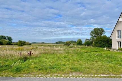 Einzigartiges Grundstück für Ihr`Traumhaus in Rechlin direkt an der kleinen Müritz