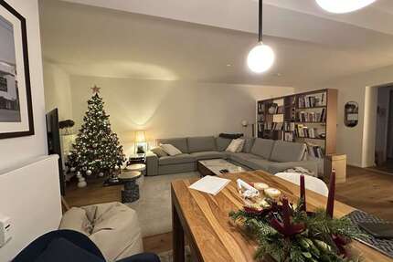 Wohnung zum Kaufen in Düsseldorf 445.900,00 € 93.88 m²