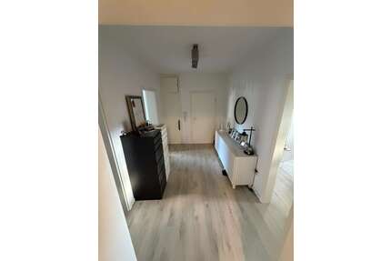Wohnung zum Mieten in Bad Meinberg 741,00 € 78 m²