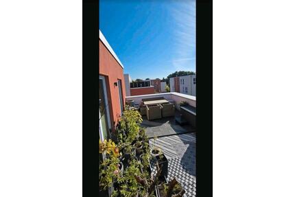 Wunderschöne 2,5 Zimmerwohnung mit Dachterrasse - Kropp