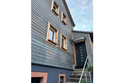 Einfamilienhaus mit Garten - 1.100,00&nbsp;EUR Kaltmiete, ca.&nbsp; 100,00&nbsp;m&sup2; in Wald-Michelbach (PLZ: 69483)