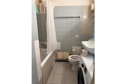 2 Zimmer küschin Bad Balkon - 1.050,00&nbsp;EUR Kaltmiete, ca.&nbsp; 45,00&nbsp;m&sup2; in Neu-Ulm (PLZ: 89231) Ludwigsfeld