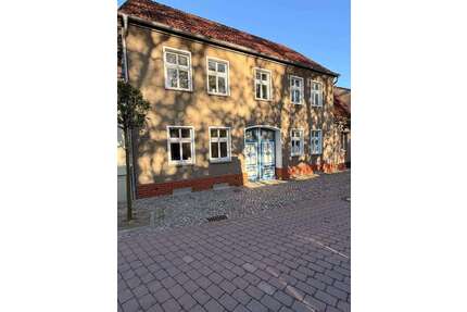 Haus zum Kaufen in Gransee 332.000,00 € 200 m²