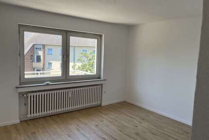 Wohnung zum Mieten in Moers 745,00 € 82.35 m²