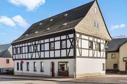 Haus zum Kaufen in Schneeberg 60.000,00 € 200 m²