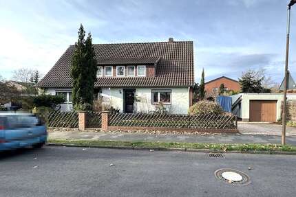 Haus zum Kaufen in Peine 169.000,00 € 90 m²