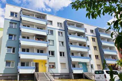 Wohnung zum Mieten in Halle 369,00 € 56 m²