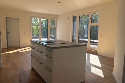 Wohnung zum Mieten in Berlin 2.541,00 € 127.05 m²